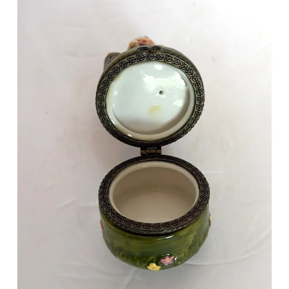D.N. & E.L. vintage trinket